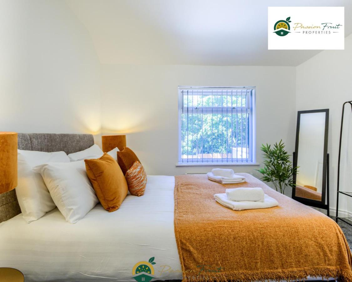 3 Bedroom Coventry House By Passionfruitproperties With Free Wi-Fi, Large Garden And Driveway - 52Nrc Εξωτερικό φωτογραφία